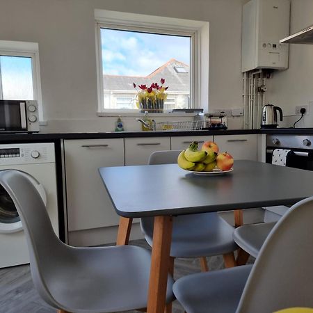 Radiant Accommodation Manor Lane Плімут Екстер'єр фото